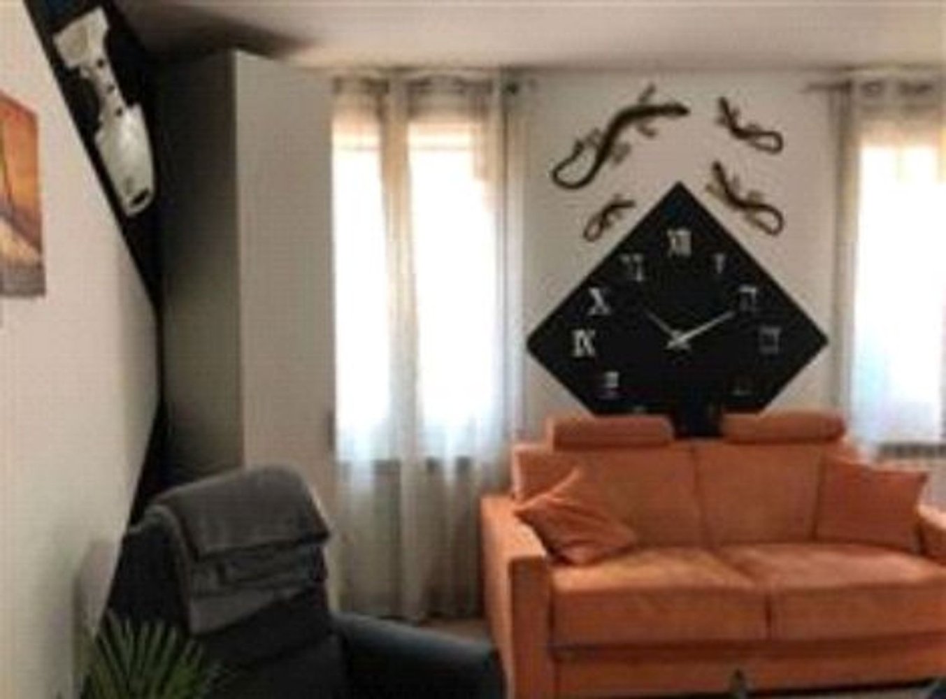 3-salle Appartement à Legnano, Italy No. 128690