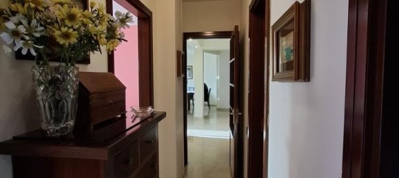 Квартира с 4 комнатами в Бари, Италия № 139464 16