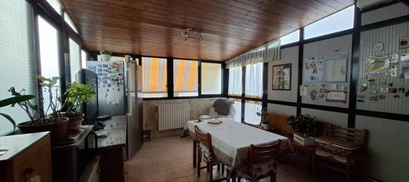 Квартира с 4 комнатами в Бари, Италия № 139464 8