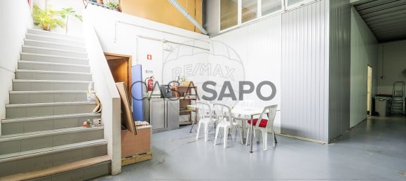 650m² Warehouse in Loures, Portugal No. 204463 4