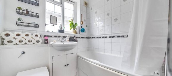 2 bedrooms Maisonette in Pinner, United Kingdom No. 9395 3