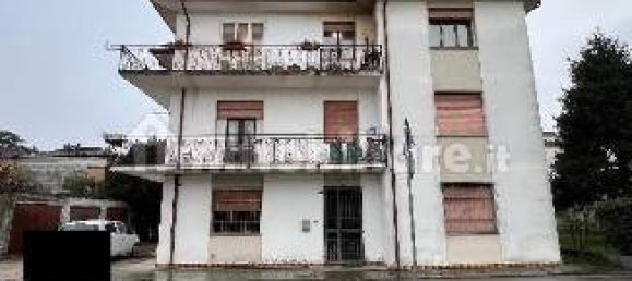 3 bedrooms Apartment in Noventa Vicentina, Italy No. 308012 3