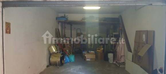 32m² Garage in Rome, Italy No. 343355 4