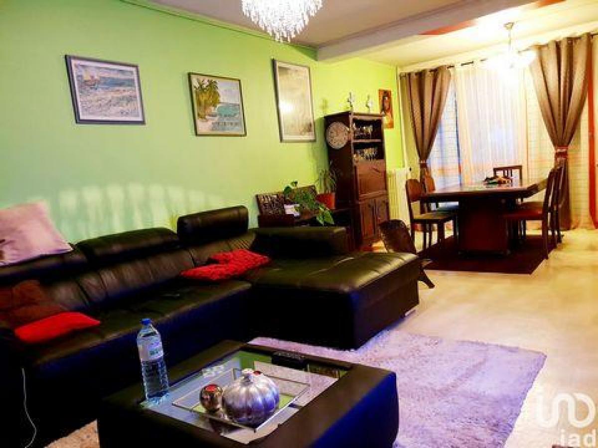 2 bedrooms Condo in Poitiers, France No. 34861