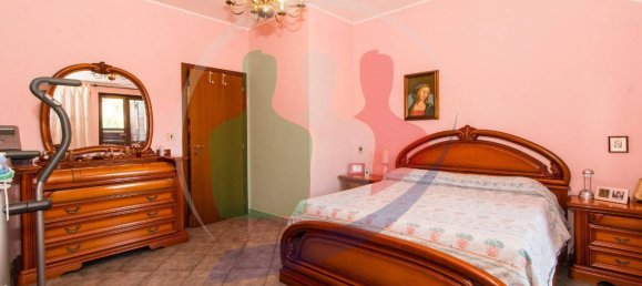 5 rooms House in Villastellone, Italy No. 117995 10