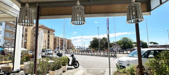 15m² Commercial property in Terracina, Italy No. 271258 4