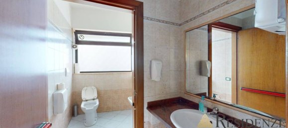 3-salle Propriété commerciale à Rome, Italy No. 48270 18