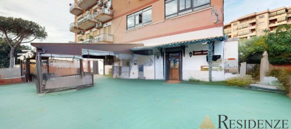 3-salle Propriété commerciale à Rome, Italy No. 48270 2