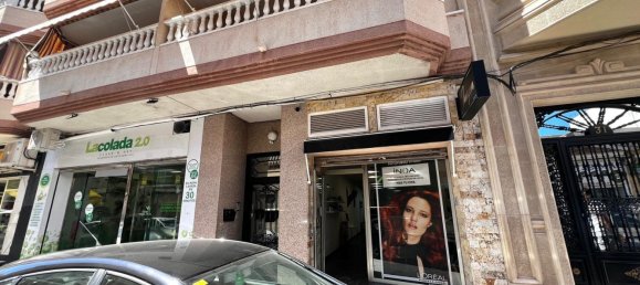 Propriété commerciale à Torrevieja, Spain 80m² No. 275630 3