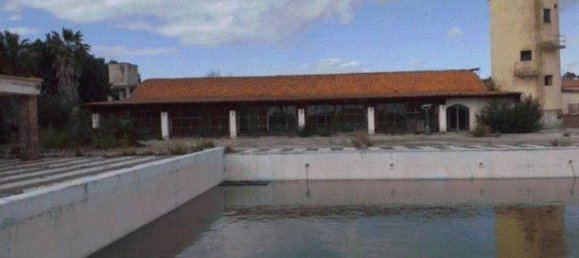 Gewerbliche Immobilie in Sassari, Italy 82667m², Nr. 340876 5