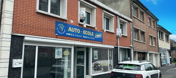 3 bedrooms Villa in Bethune, France No. 158778 8