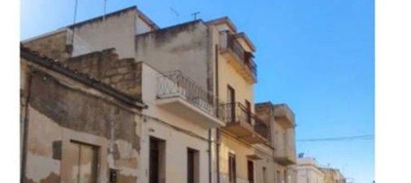 3 rooms Apartment in Vittoria, Italy No. 257925 8