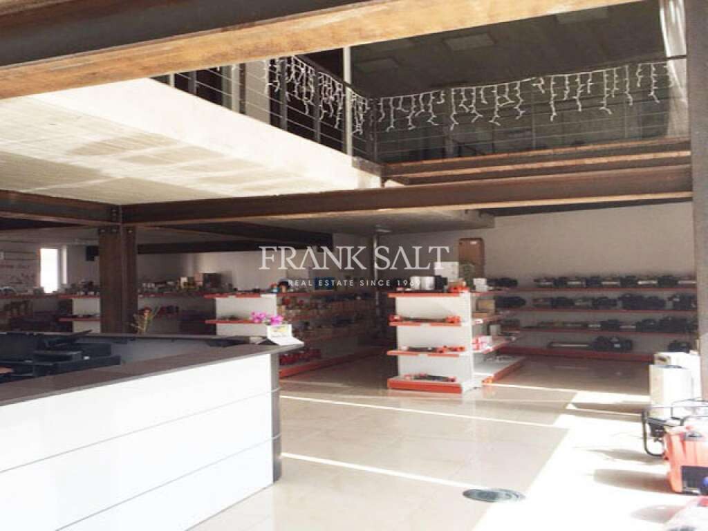 150m² Office in Santa Venera, Malta No. 11867