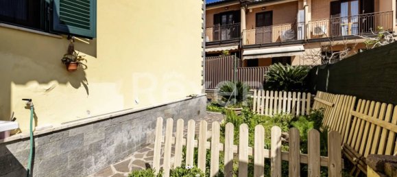 Квартира с 6 комнатами в Рим, Италия № 9727 21