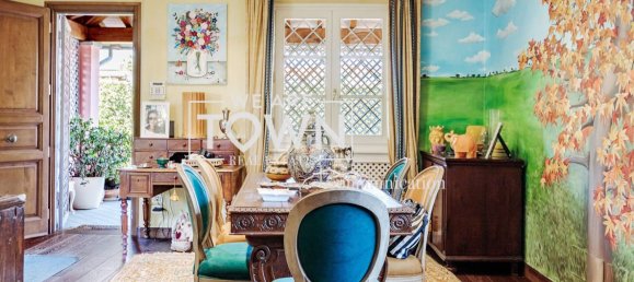 4 غرف نوم فيلا في Seravezza, Italy رقم 186216 13