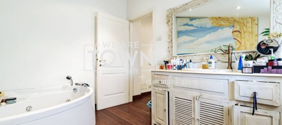 4 غرف نوم فيلا في Seravezza, Italy رقم 186216 38