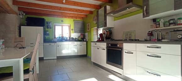 Дом с 8 комнатами в Шинон, Франция № 158042 8