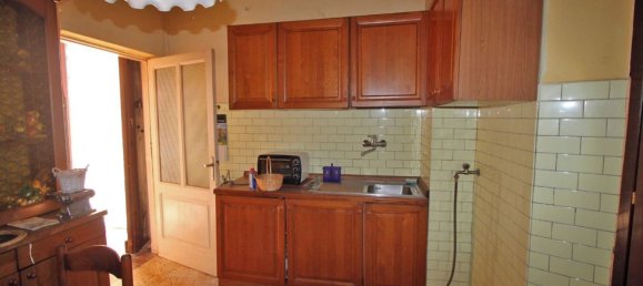 6 rooms Villa in Fivizzano, Italy No. 92521 9