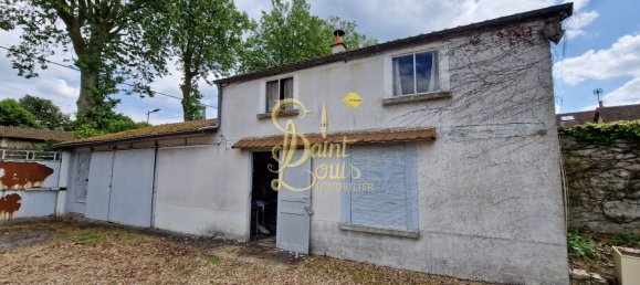 3 Schlafzimmer Haus in Richelieu, France, Nr. 271661 2