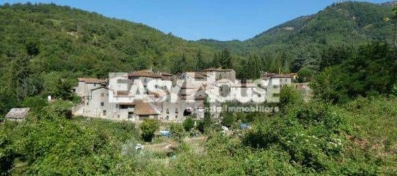 3 bedrooms House in Terranuova Bracciolini, Italy No. 120173 18