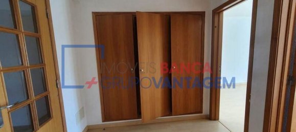 2 bedrooms Apartment in Pinhal Novo, Portugal No. 228019 4