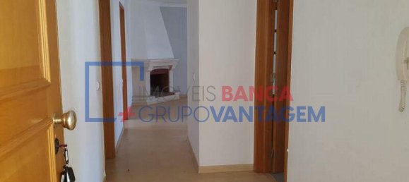 2 bedrooms Apartment in Pinhal Novo, Portugal No. 228019 3