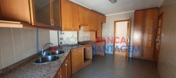 2 bedrooms Apartment in Pinhal Novo, Portugal No. 228019 6