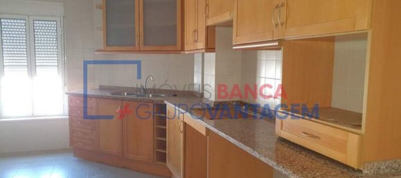 2 bedrooms Apartment in Pinhal Novo, Portugal No. 228019 7
