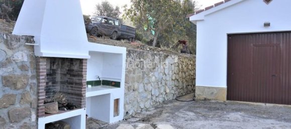 3 bedrooms House in Alcaucin, Spain No. 45177 3