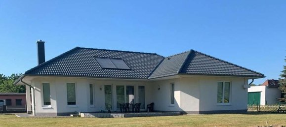 2 bedrooms House in Vorpommern-Rugen, Germany No. 205669 3
