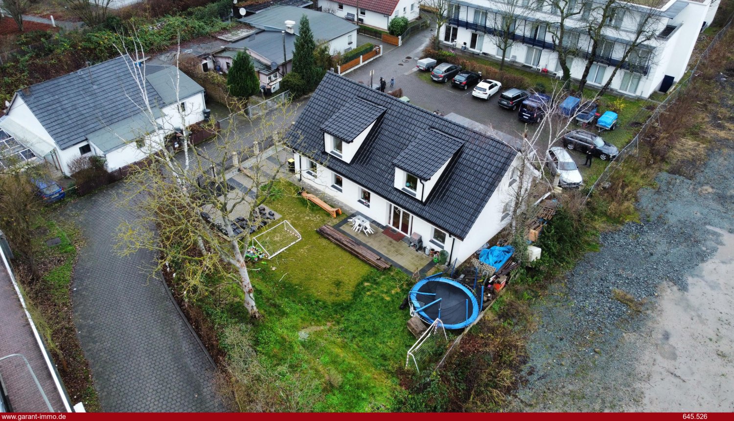 3 Schlafzimmer Haus in Frankfurt am Main, Germany, Nr. 2565