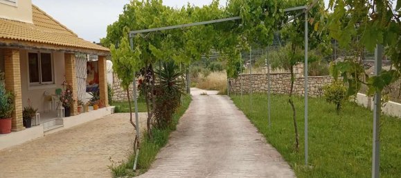 Propiedad comercial de 8 dormitorios en Zakynthos, Greece No. 8566 2