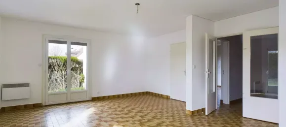 6 bedrooms House in Nogent-sur-Seine, France No. 86955 2