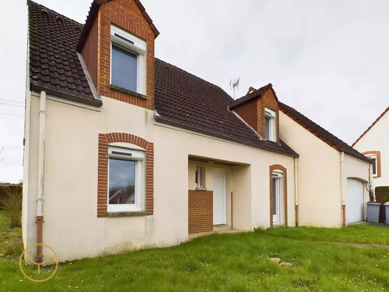6 bedrooms House in Nogent-sur-Seine, France No. 86955