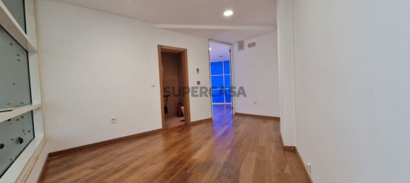 50m² Commercial property in Oeiras, Portugal No. 159206 7