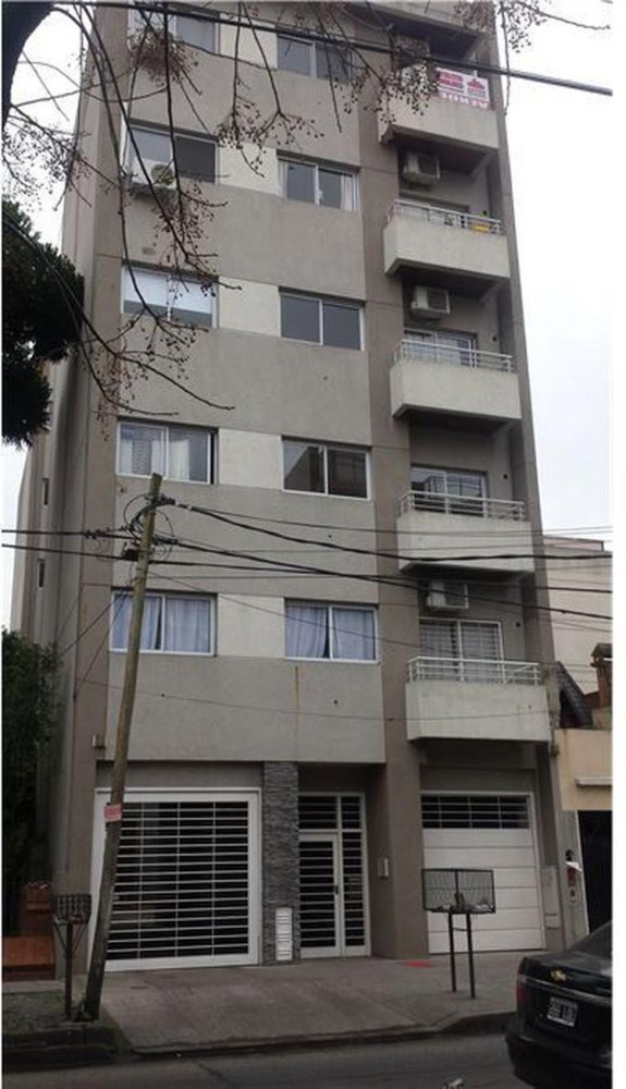 Studio in Avellaneda, Argentina No. 63020