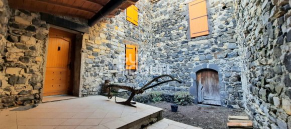 3 Schlafzimmer Haus in Saint-Pons, France, Nr. 203911 2