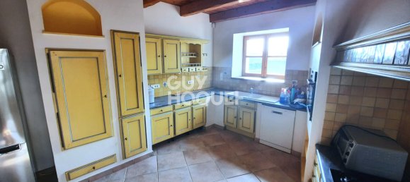 3 Schlafzimmer Haus in Saint-Pons, France, Nr. 203911 7