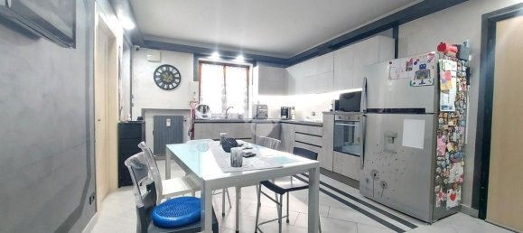 Apartamento de 4 habitaciónes en Piscina, Italy No. 214871 6