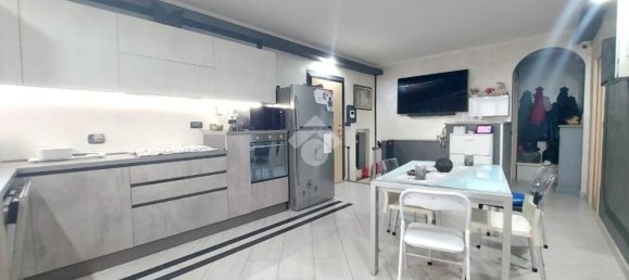 Apartamento de 4 habitaciónes en Piscina, Italy No. 214871 2