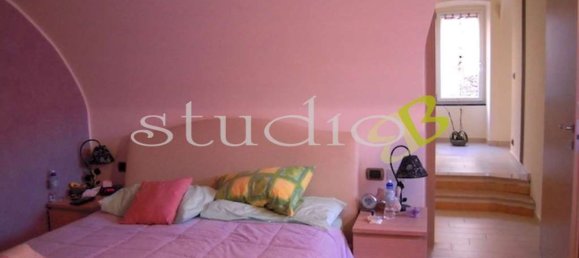 5 rooms Apartment in San Biagio della Cima, Italy No. 123219 8