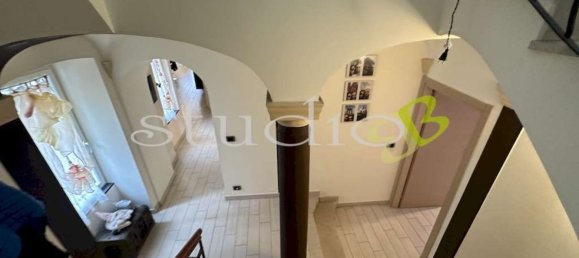 5 rooms Apartment in San Biagio della Cima, Italy No. 123219 4