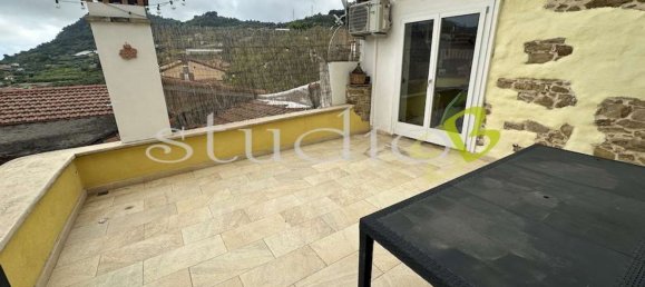5 rooms Apartment in San Biagio della Cima, Italy No. 123219 6