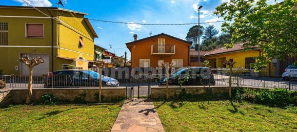 Apartamento T2 em Serravalle Pistoiese, Italy N.º 269618 22