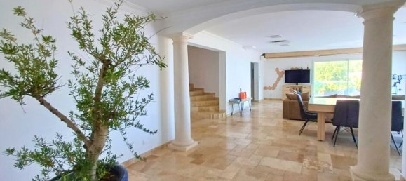 4 bedrooms Villa in Roquebrune-sur-Argens, France No. 298823 5