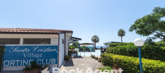 3 bedrooms Villa in Isola di Capo Rizzuto, Italy No. 298076 11