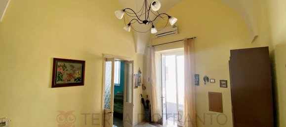 Дом с 6 комнатами в Sanarica, Италия № 196668 72