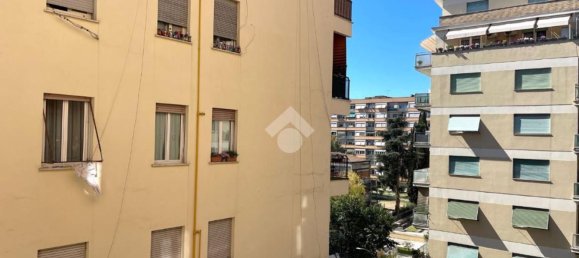 Apartamento de 3 divisões em Rome, Italy N.º 24307 26