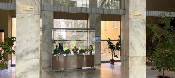 Apartamento de 3 divisões em Rome, Italy N.º 24307 4