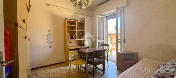 1 bedroom Apartment in Pavia, Italy No. 341504 4